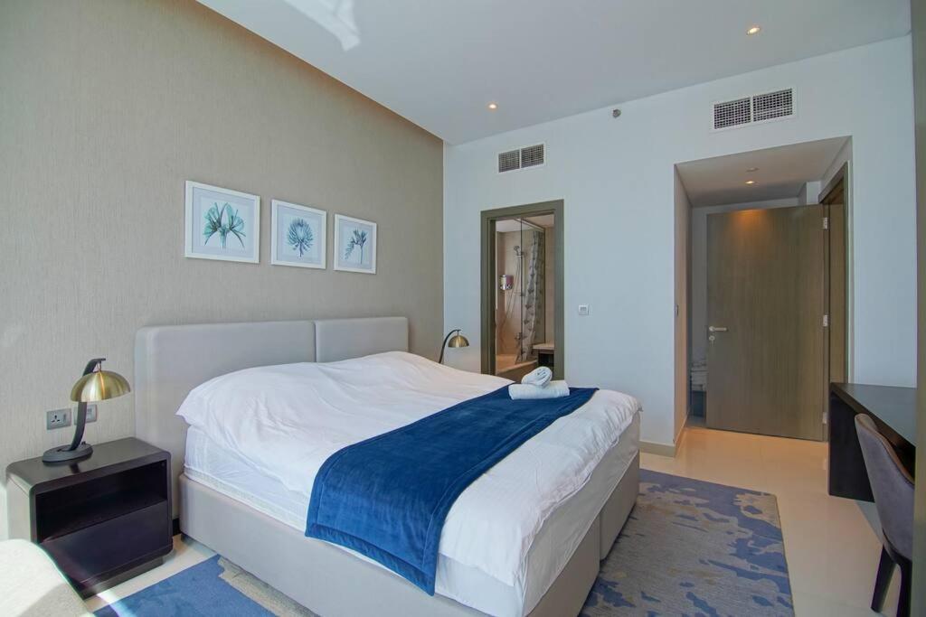 Luxury Hotel Apartment With A Canal View Dubai Ngoại thất bức ảnh