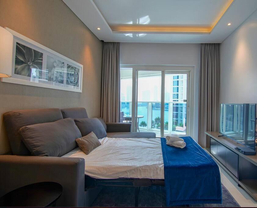 Luxury Hotel Apartment With A Canal View Dubai Ngoại thất bức ảnh
